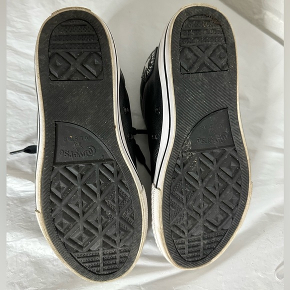 All Star Converse Chuck Taylor Size 4 - Picture 3 of 5